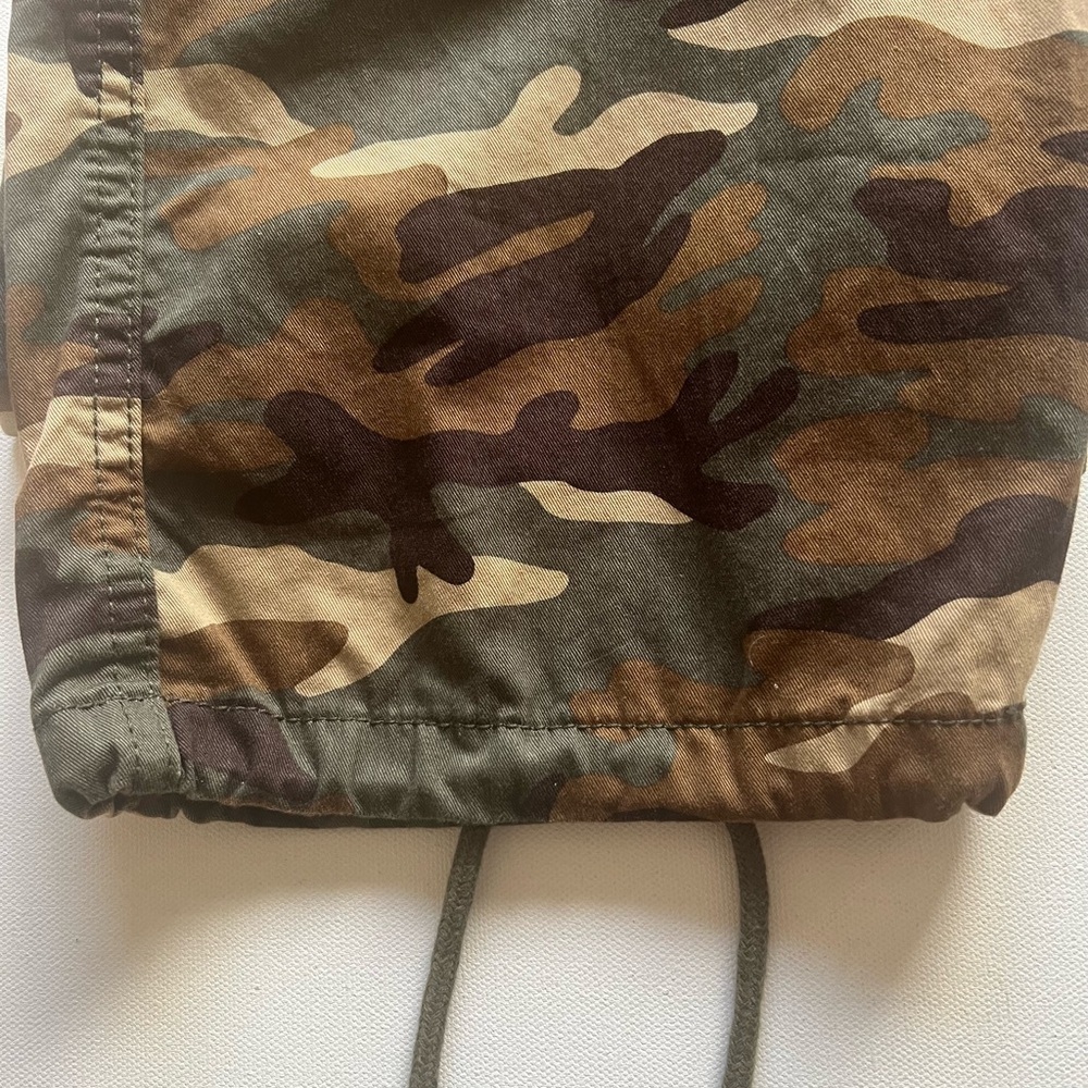 NWT Women's Levis 94 Baggy Cargo Pants 26x30 Camouflage Mid-Rise Wide Leg - Picture 7 of 14